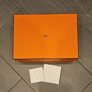 BRAND NEW AUTHENTIC HERMES PARIS GIFT SHOE BOX 12.5"×9"×5" & ENVELOPE